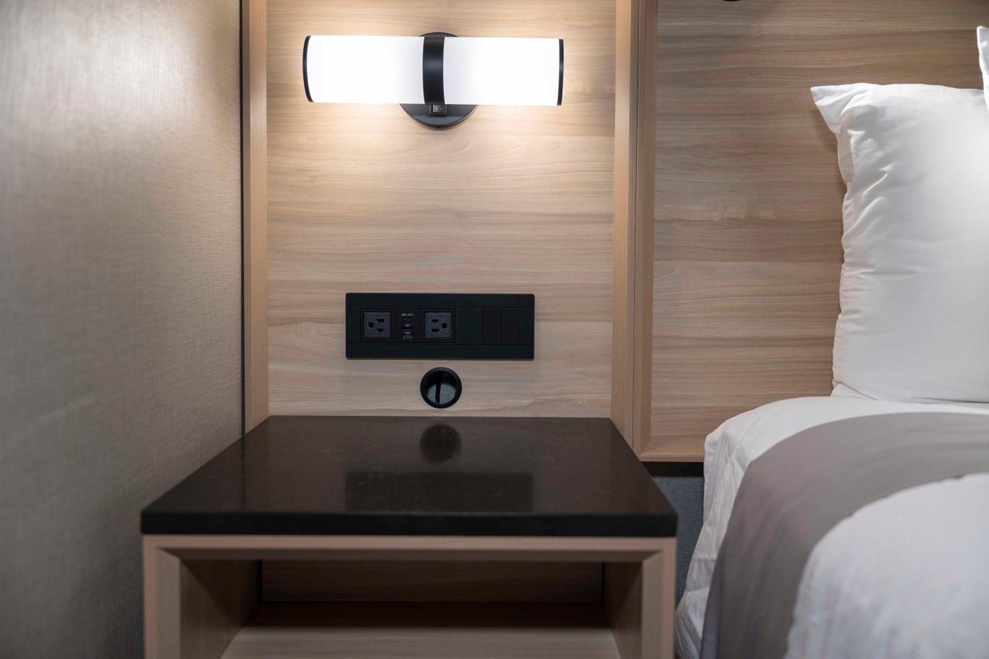 Accent Inns Vancouver Airport Richmond Esterno foto